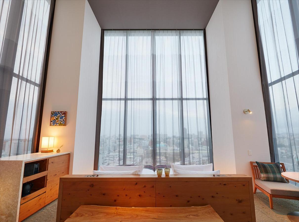 Hotel Strata Νάχα Εξωτερικό φωτογραφία