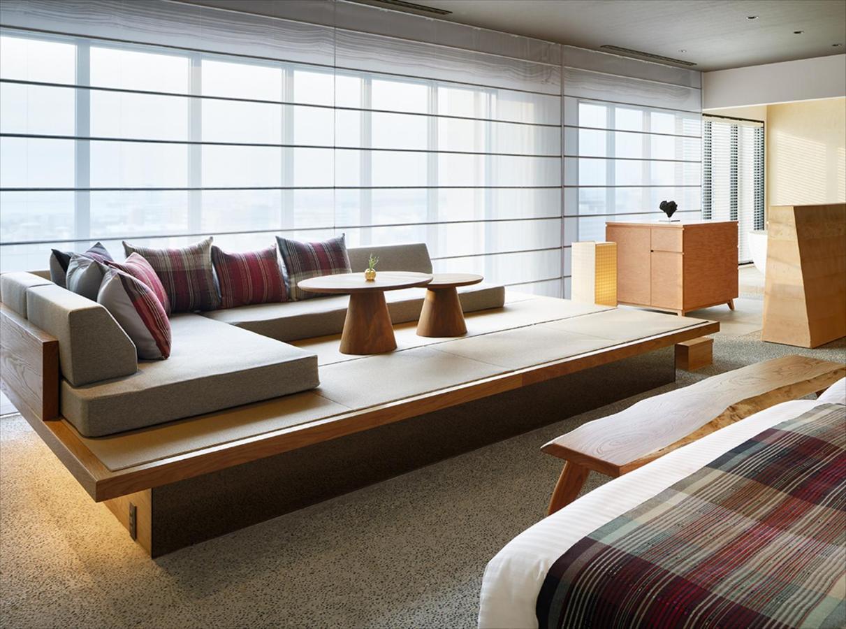 Hotel Strata Νάχα Εξωτερικό φωτογραφία